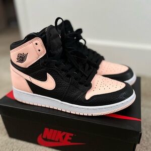 Jordan 1 Retro High OG Size Y 7